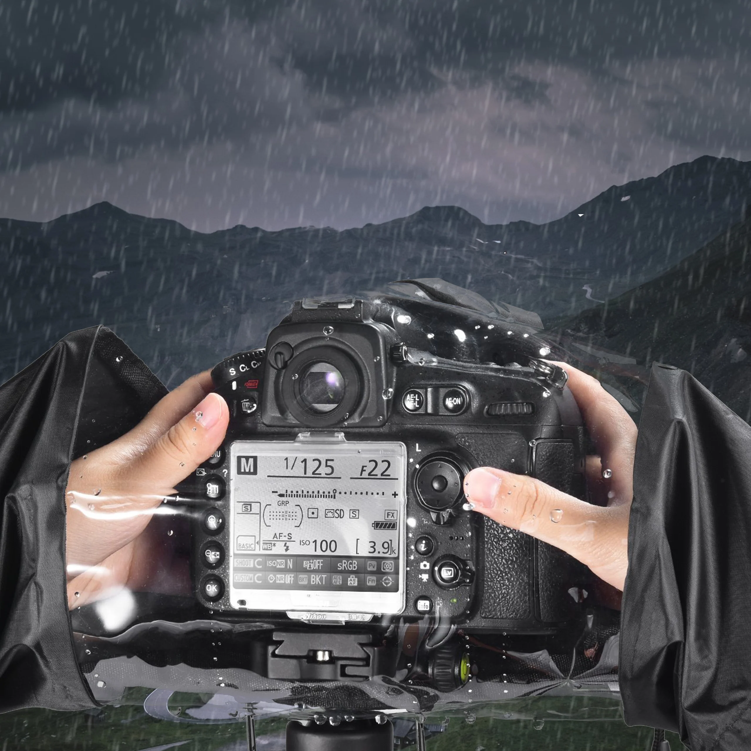 CRC01 | Waterproof Nylon Rain Cover With Enclosed Hand Sleeves | Movo - Image 6