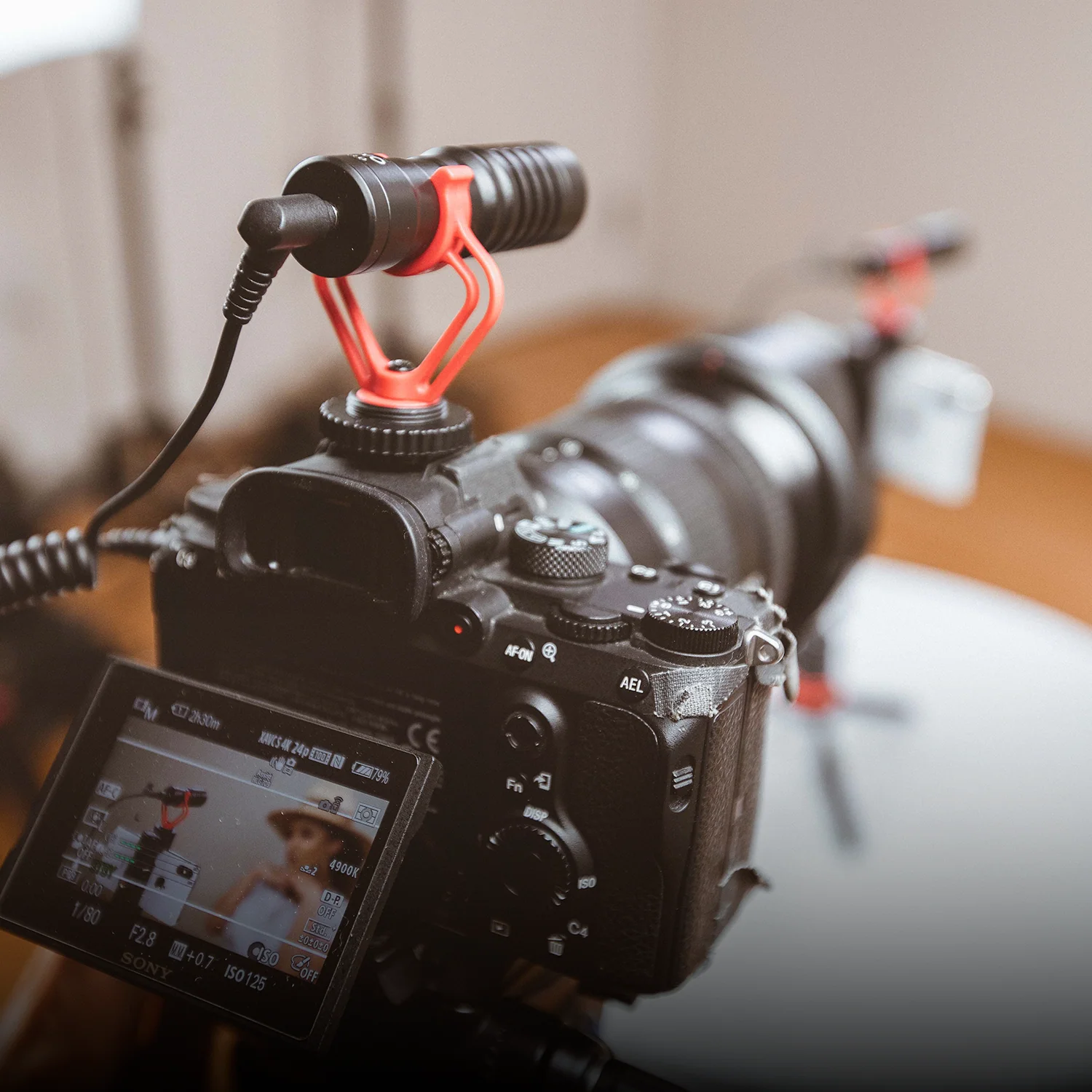VXR10 | Universal Shotgun Microphone | Movo - Image 14